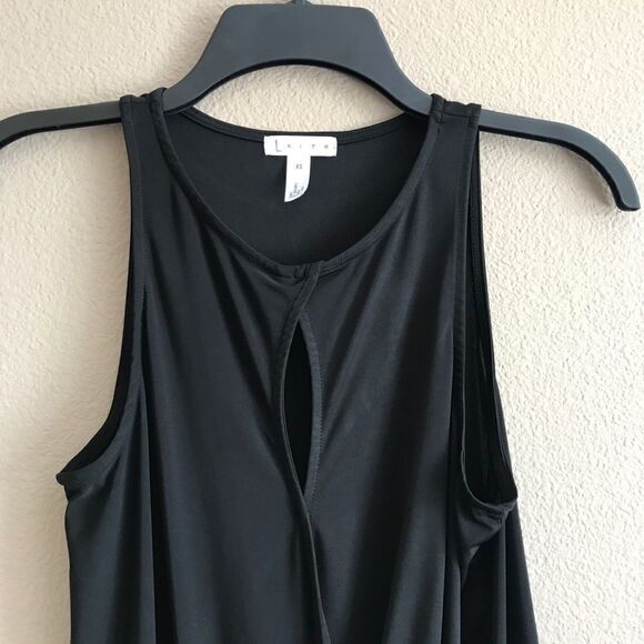 Leith Draped Sleeveless Top - Picture 2 of 5